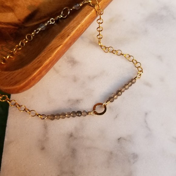 Labradorite bracelet with gold fill chain and - Picture 6 of 15